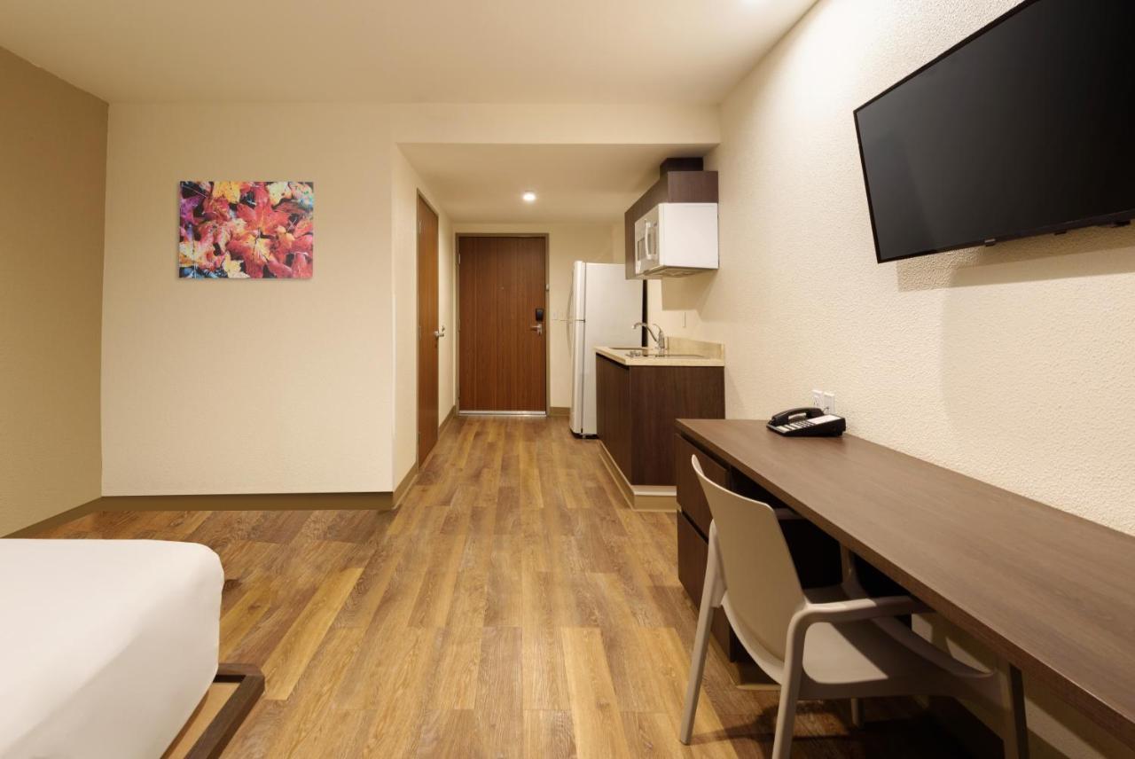Extended Suites Saltillo Galerias Eksteriør bilde